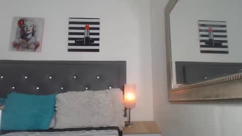 Veronica online show from September 29, 7:24 pm