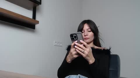 veronik_shy online show from December 21, 1:50 pm