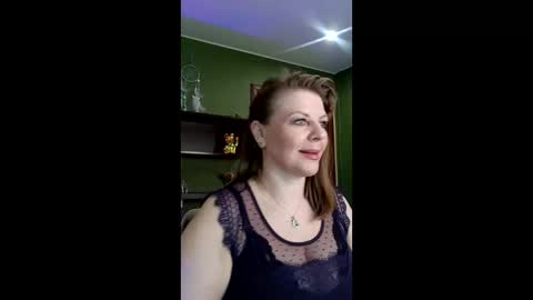 VeronikawGold online show from March 7, 5:02 pm