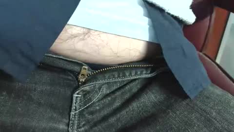 Erik online show from April 4, 2:46 pm