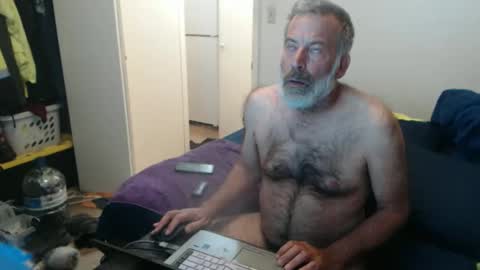 hairy man online show from February 22, 1:09 am