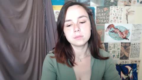 veryveryvery_shy online show from September 13, 5:54 am