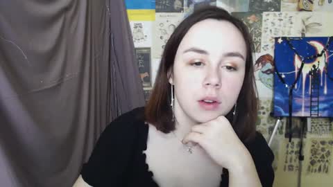 veryveryvery_shy online show from February 27, 9:50 am