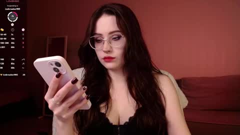 Iva  online show from December 4, 10:53 pm