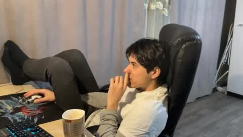 vialeras online show from December 2, 9:29 am