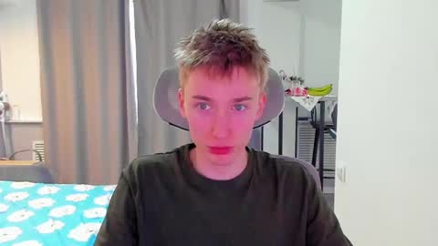 vibemygirl online show from January 8, 9:48 am