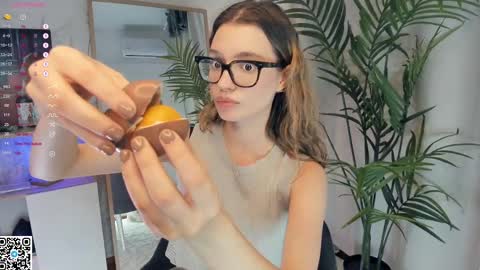 Mikky online show from February 10, 11:25 am