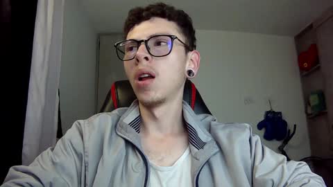 Vicent Brais online show from December 2, 6:02 am