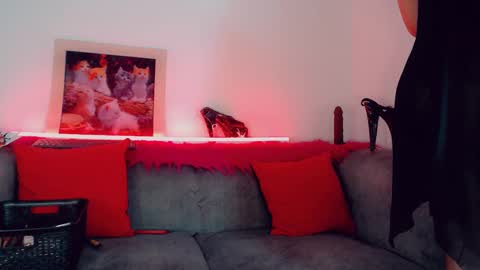 Snapshot of vicky_gill_ chatting on September 17, 1:47 pm vicky_gill_ online show from September 17, 1:47 pm