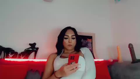 Snapshot of vicky_gill_ chatting on October 16, 10:41 pm vicky_gill_ online show from October 16, 10:41 pm