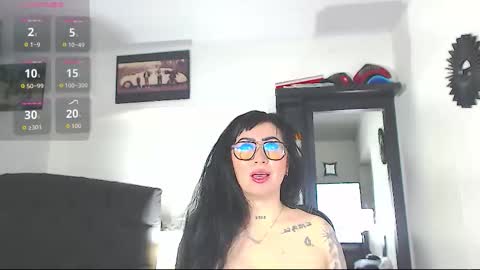 Vicky  online show from November 11, 11:12 am