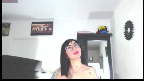 Vicky  online show from October 7, 2:57 pm