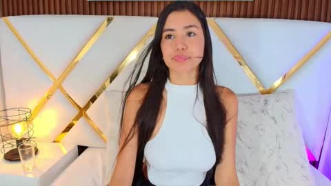 Vicky online show from March 11, 3:59 pm