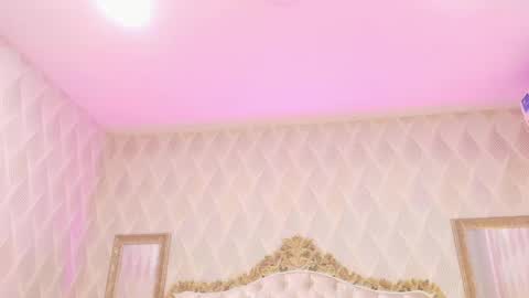 vicky_sky_ online show from May 12, 4:05 pm
