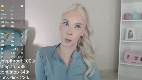 vickyfuckingdoll online show from March 23, 3:11 am