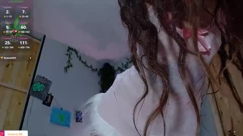 Snapshot of vickyjackson_ chatting on October 14, 6:00 pm Victoria online show from October 14, 6:00 pm