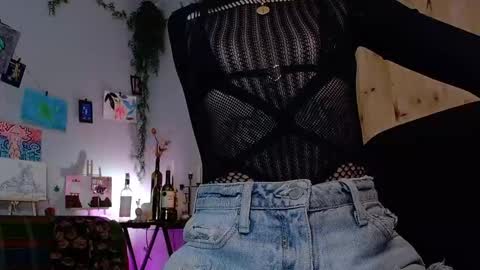 Snapshot of vickyjackson_ chatting on October 17, 8:24 pm Victoria online show from October 17, 8:24 pm