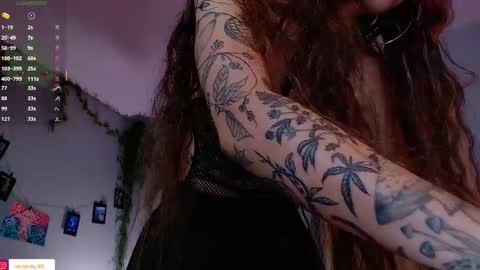 Snapshot of vickyjackson_ chatting on September 12, 6:10 pm Victoria online show from September 12, 6:10 pm