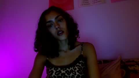 Snapshot of vickyyyx chatting on October 23, 4:58 am Goddess Victory online show from October 23, 4:58 am