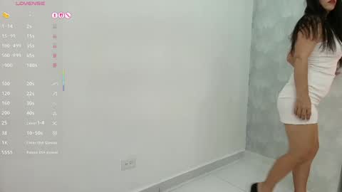 victoria_pachon online show from April 12, 7:18 pm