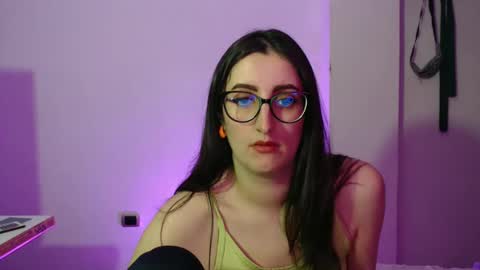 Victoria online show from October 9, 10:15 pm