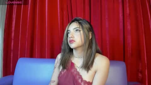 victoriaa2_doll online show from February 6, 12:41 pm