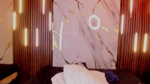 Victoria  online show from October 19, 9:19 pm