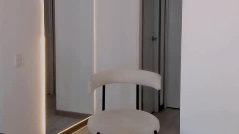 Vcitoria online show from April 23, 2:52 am