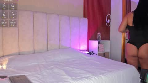 Maria Victoria online show from December 15, 11:39 am