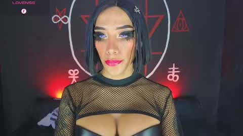 Victoria Vampire online show from April 6, 4:46 am