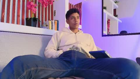 Victory online show from April 18, 7:58 pm