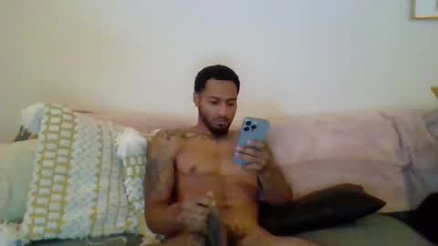 victoryd007 online show from December 15, 7:10 pm