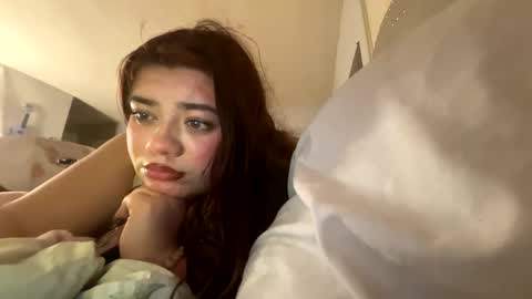 viennavisabelle online show from October 6, 4:52 am