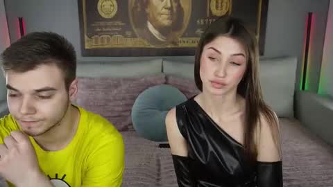 vikki and george online show from September 13, 8:55 pm