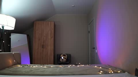 VIKKI online show from January 11, 12:11 pm