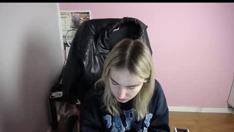 viktoria_lovely online show from February 16, 6:33 am