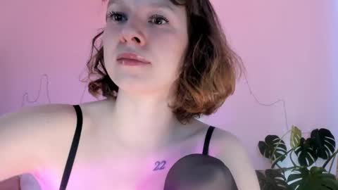 Vikky online show from February 9, 9:37 am