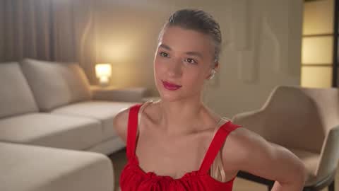 Lana online show from November 1, 1:10 pm