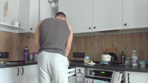 Vincent.  uncut 18cm online show from January 27, 9:34 am