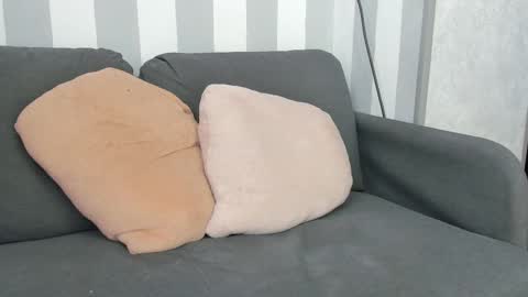 Vincent.  uncut 18cm online show from February 13, 11:17 am