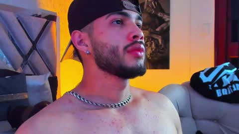 Vincent online show from April 6, 5:52 am