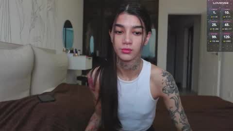 vinkitinkii online show from November 3, 7:20 am