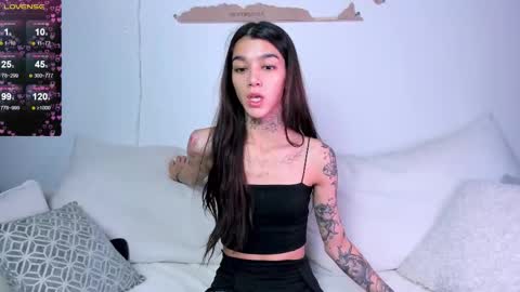 vinkitinkii online show from September 19, 7:12 am