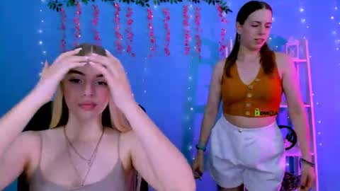 viola_sweet_ online show from July 2, 8:52 am