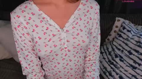 violafooxx online show from February 26, 8:07 am