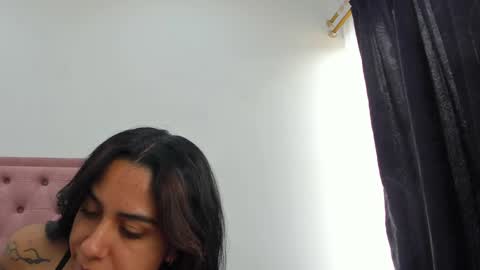 Violet and Myers online show from September 20, 5:05 pm