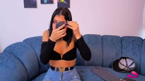 violet_jhonson online show from October 20, 12:43 pm