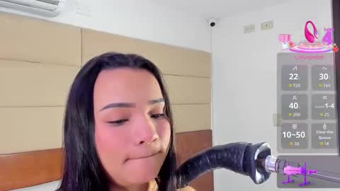 Violet online show from November 18, 11:35 am