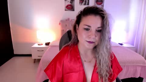 Snapshot of violeta_hotter_ chatting on September 26, 12:35 pm violeta_hotter_ online show from September 26, 12:35 pm