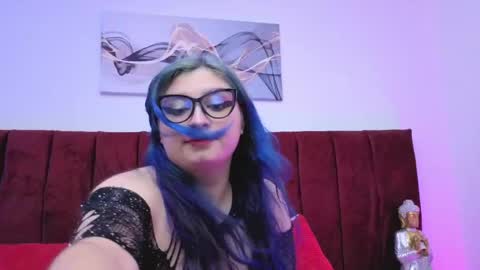 violeta_tepes online show from May 27, 10:07 pm